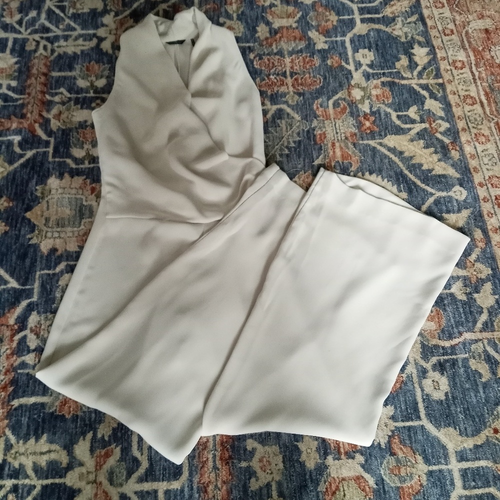 GUESS Marciano Jumpsuit Cream Crepe Wrap Sleeveless Top Long Pants Small XS 2